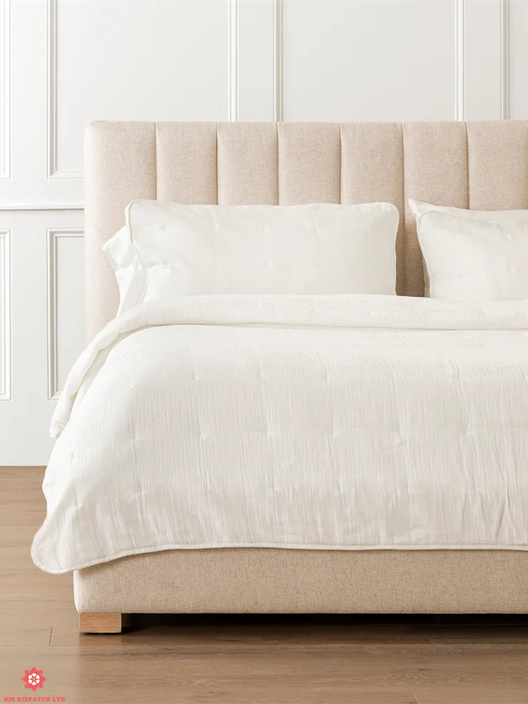 Ledyard Cotton Gauze Quilt and Pillowcase Set